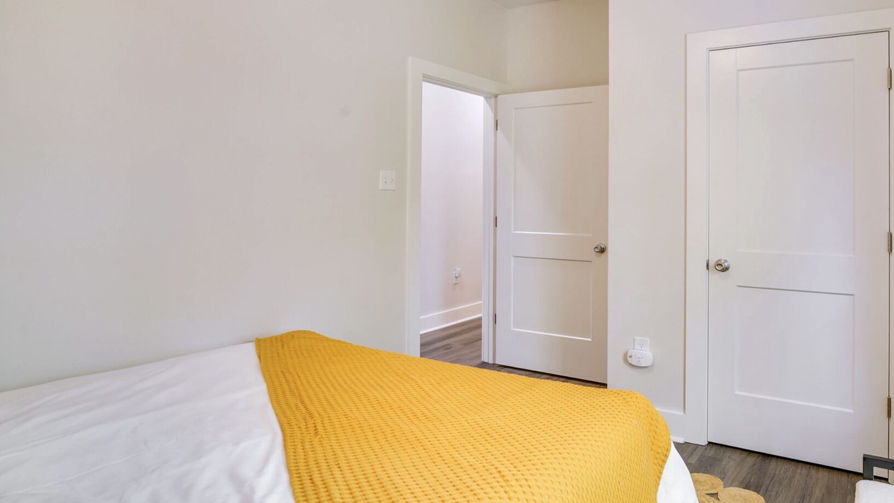 Photo of Bedroom in Mid City South