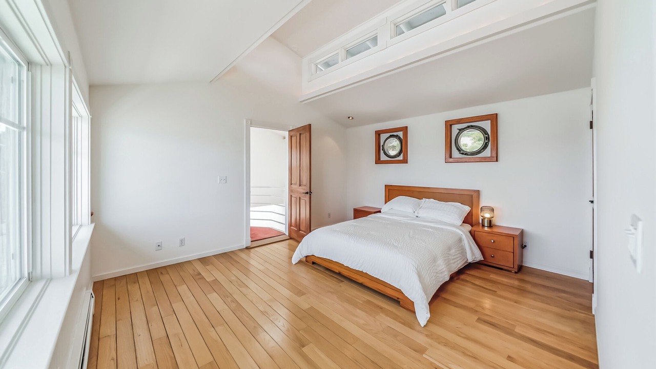 Photo of Bedroom in Bayside Acres