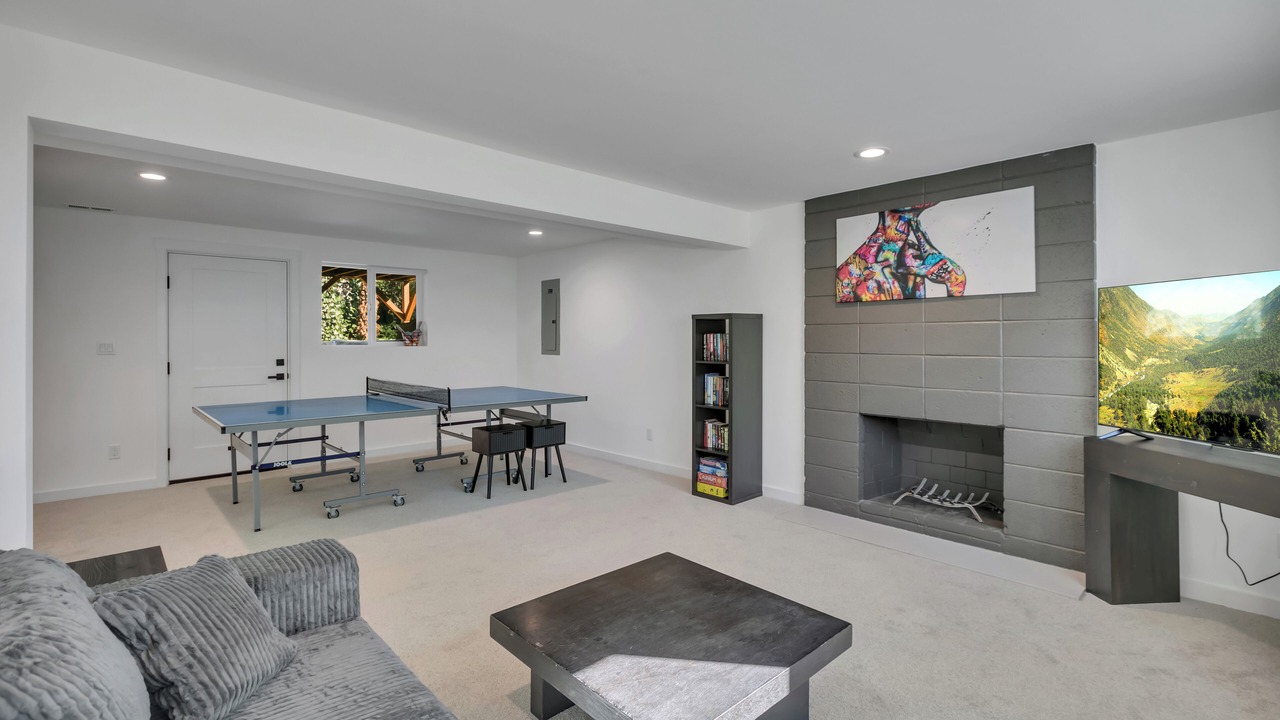 Photo of Livingroom in Newport