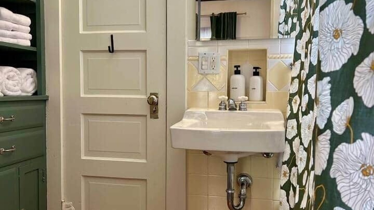 Photo of Bathroom in Laramie
