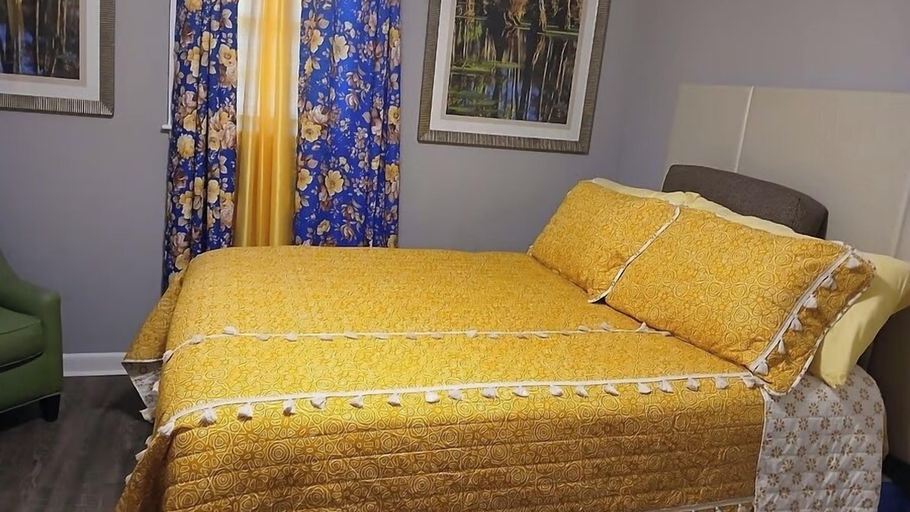Photo of Bedroom in Macon