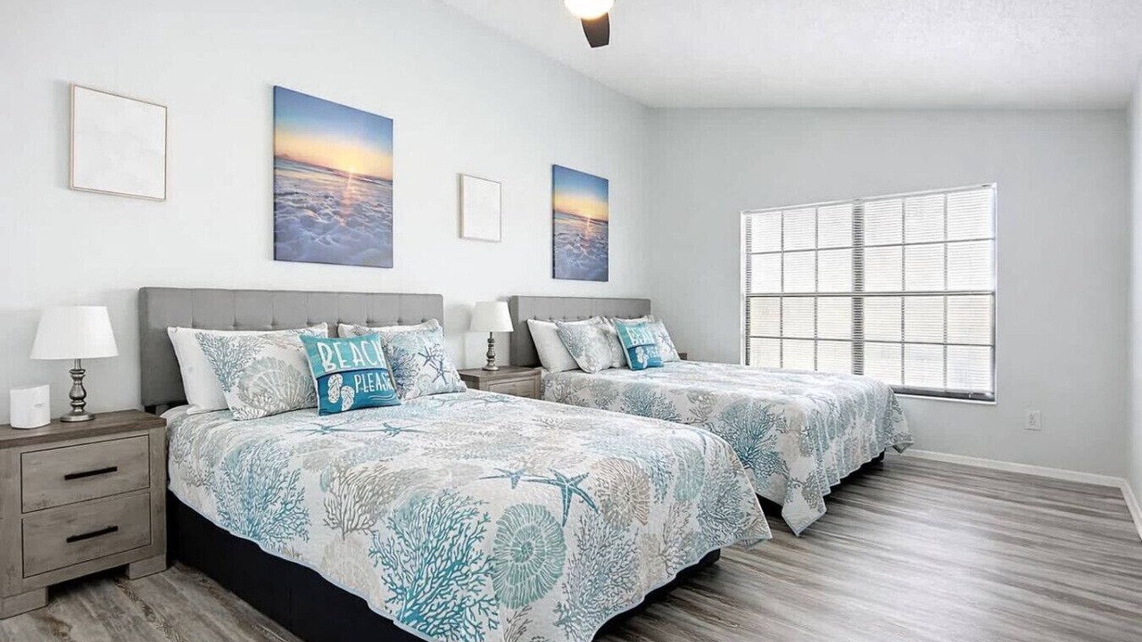 Photo of Bedroom in Bayshore Gardens