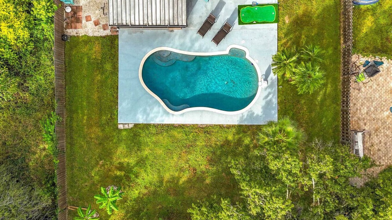 Photo of Outdoor in Bayshore Gardens