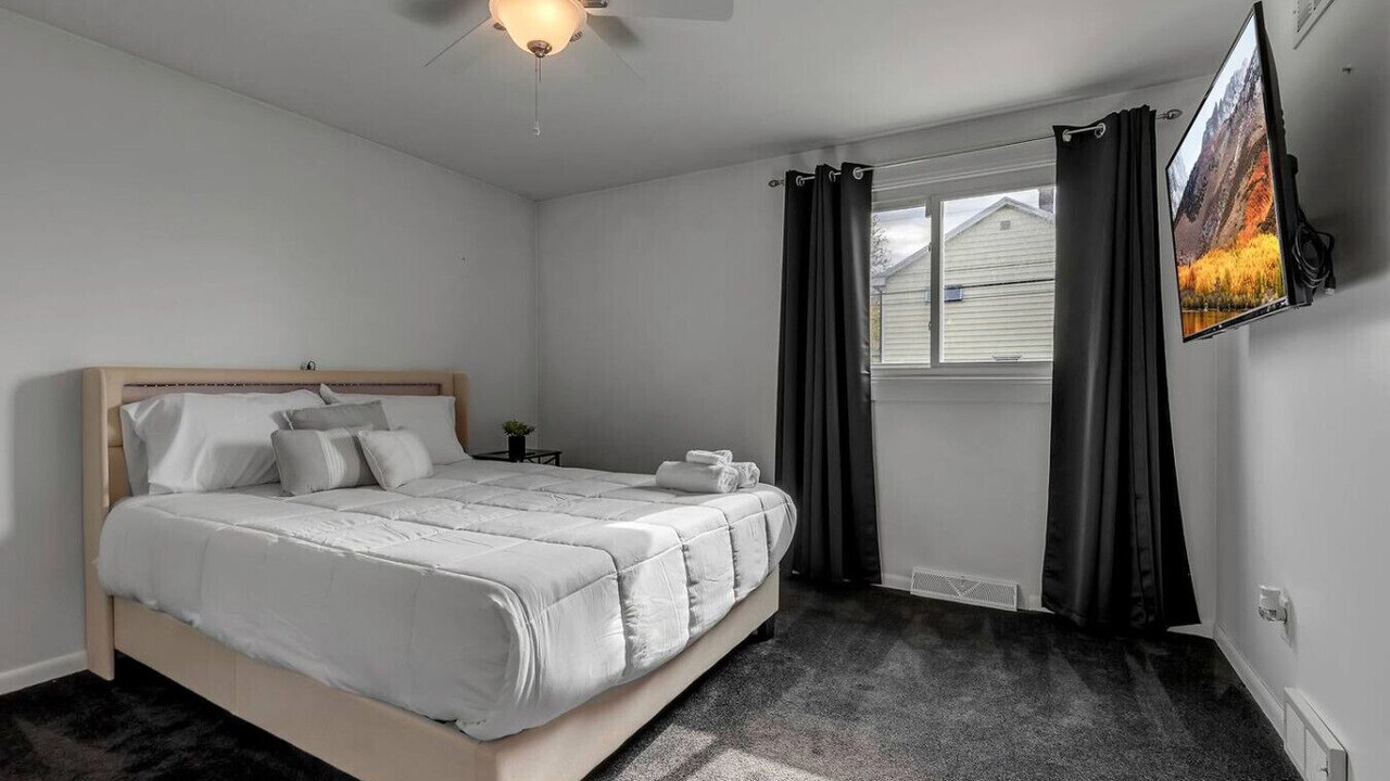 Photo of Bedroom in Cheektowaga