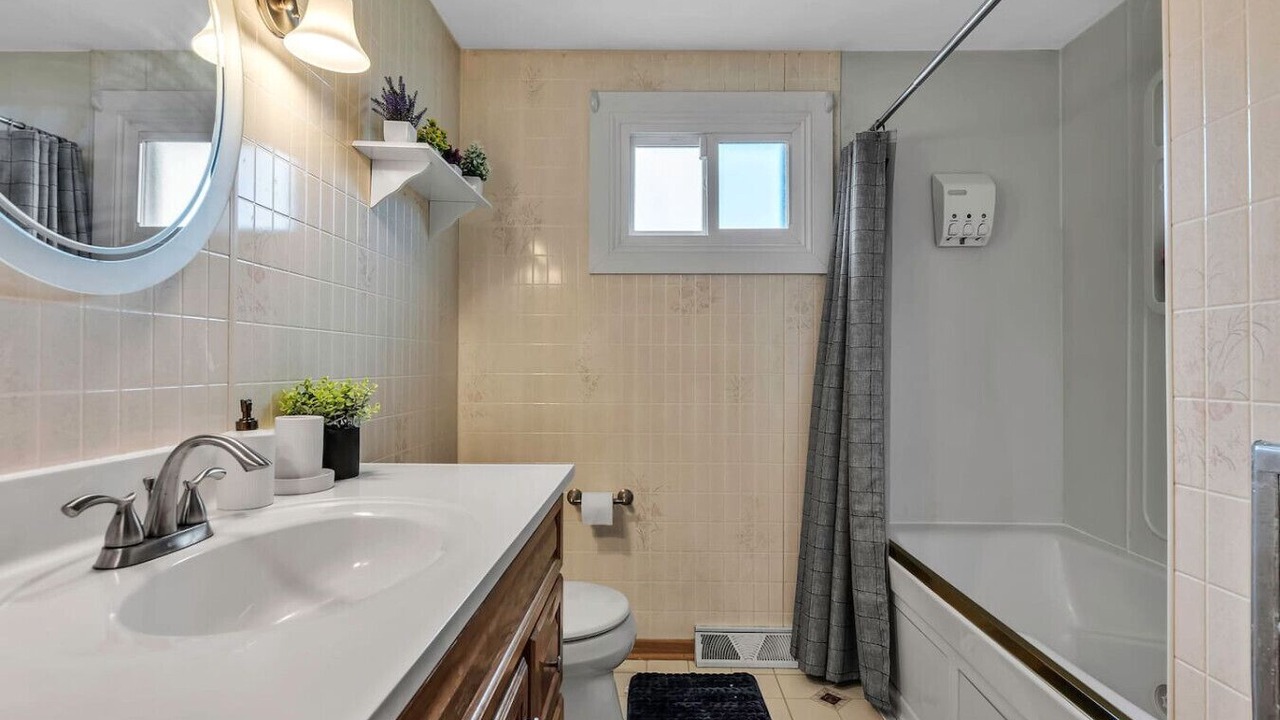 Photo of Bathroom in Cheektowaga