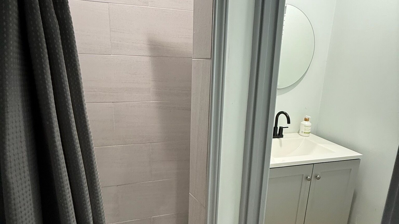 Photo of Bathroom in Willow Meadows/Willowbend Area