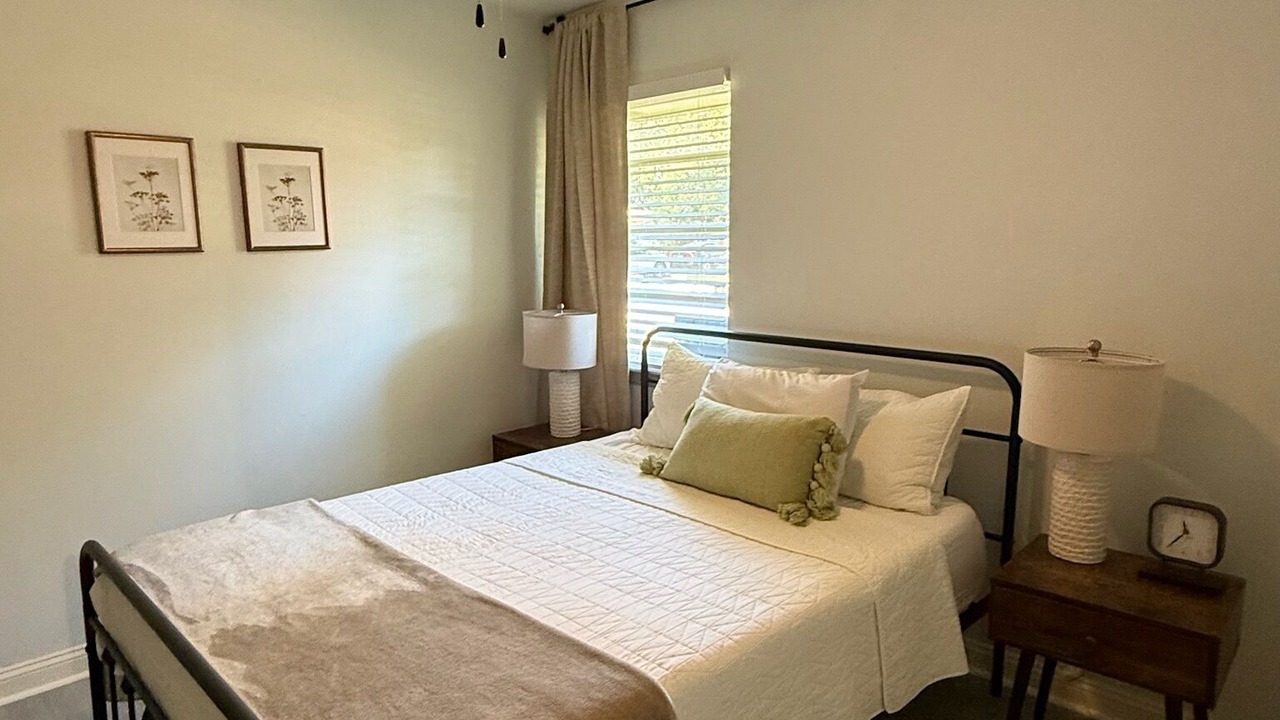 Photo of Bedroom in Willow Meadows/Willowbend Area