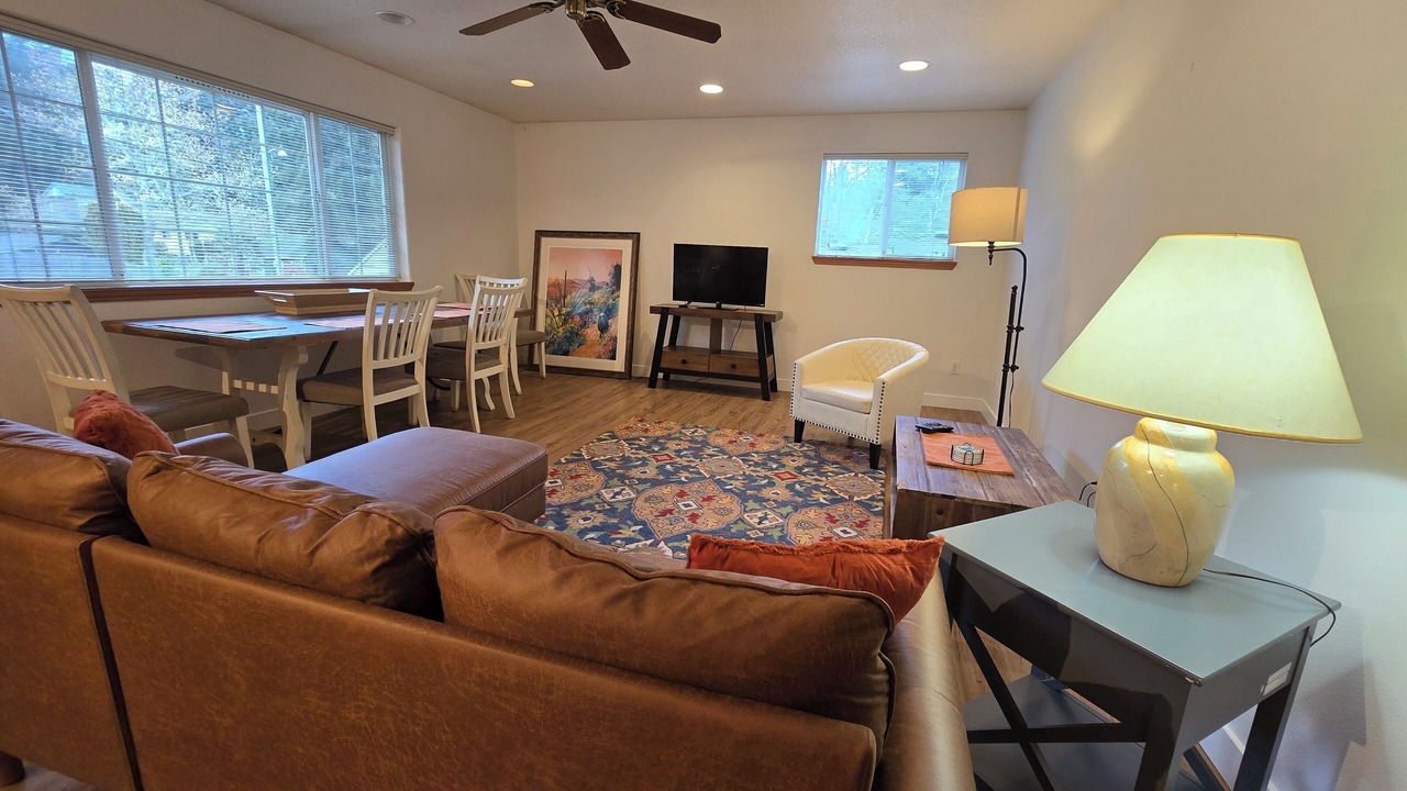 Photo of Livingroom in Netarts