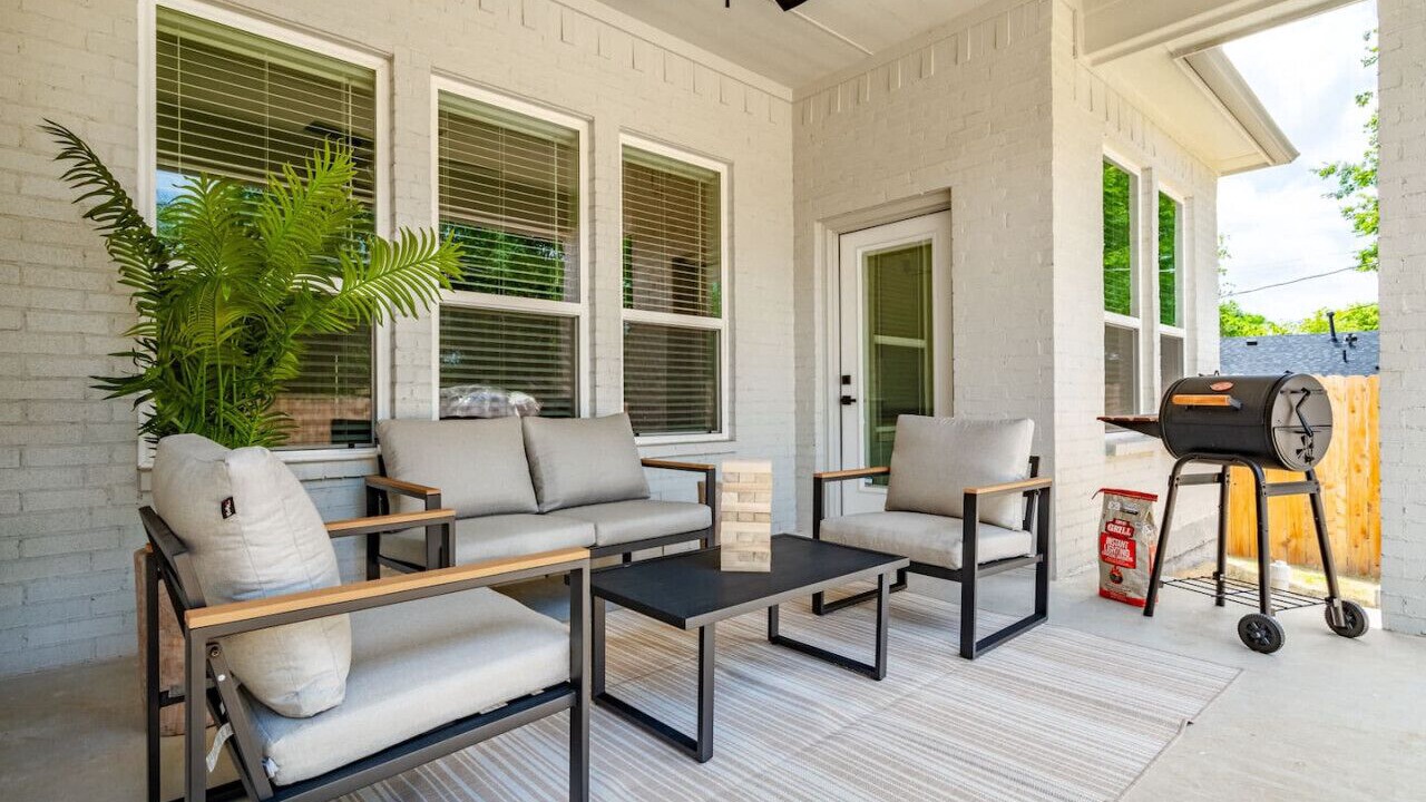 Photo of Patio Balcony in Fort Worth