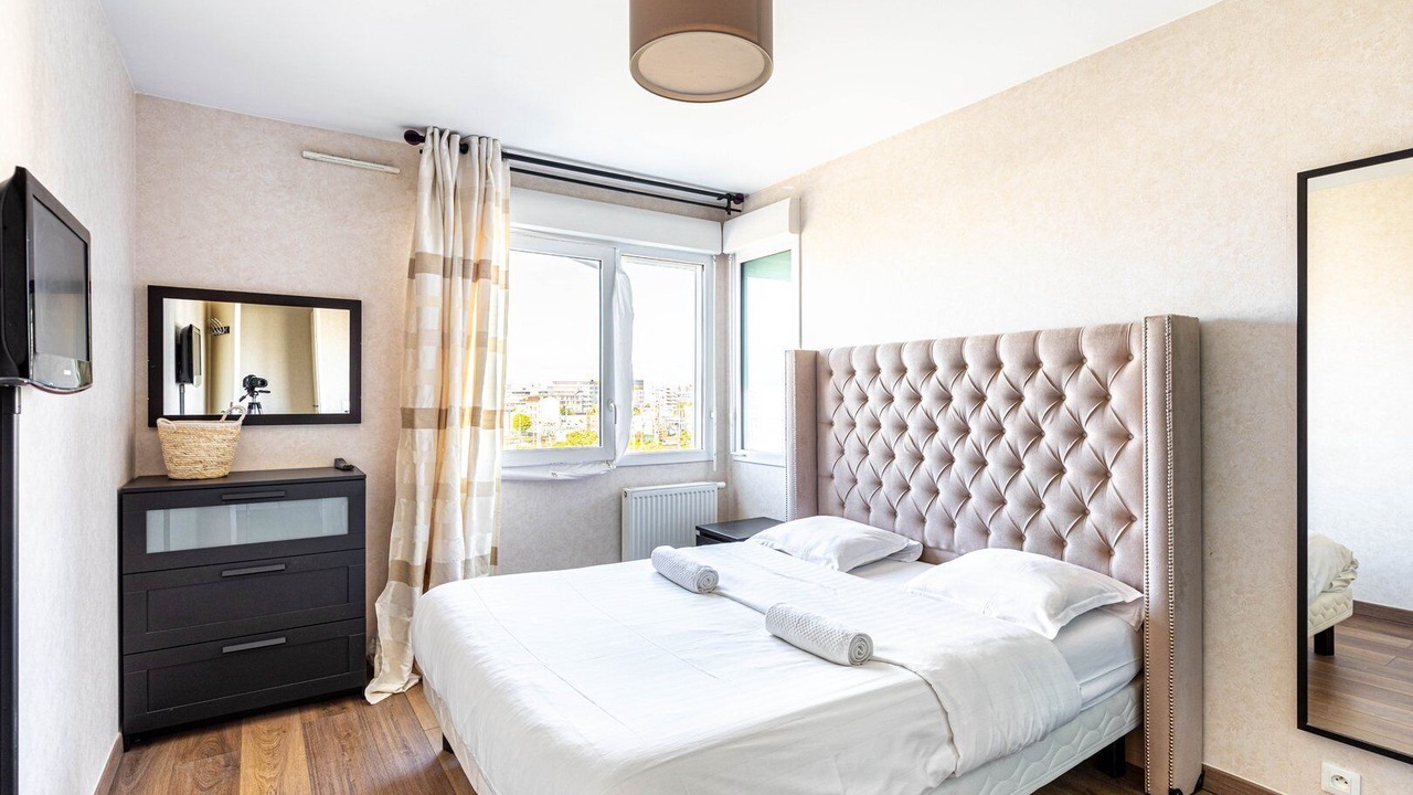Photo of Bedroom in Saint-Denis