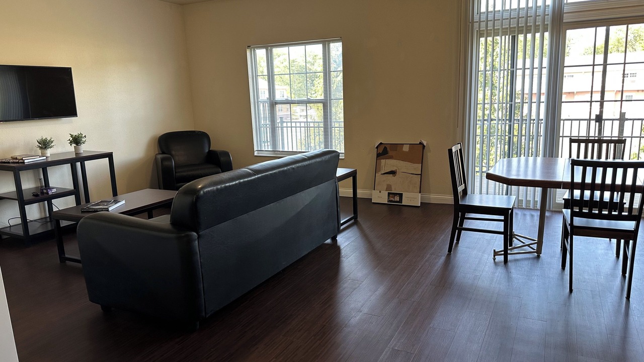 Photo of Livingroom in Notre Dame