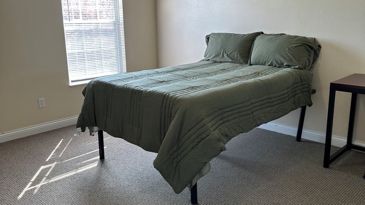 Photo of Bedroom in Notre Dame