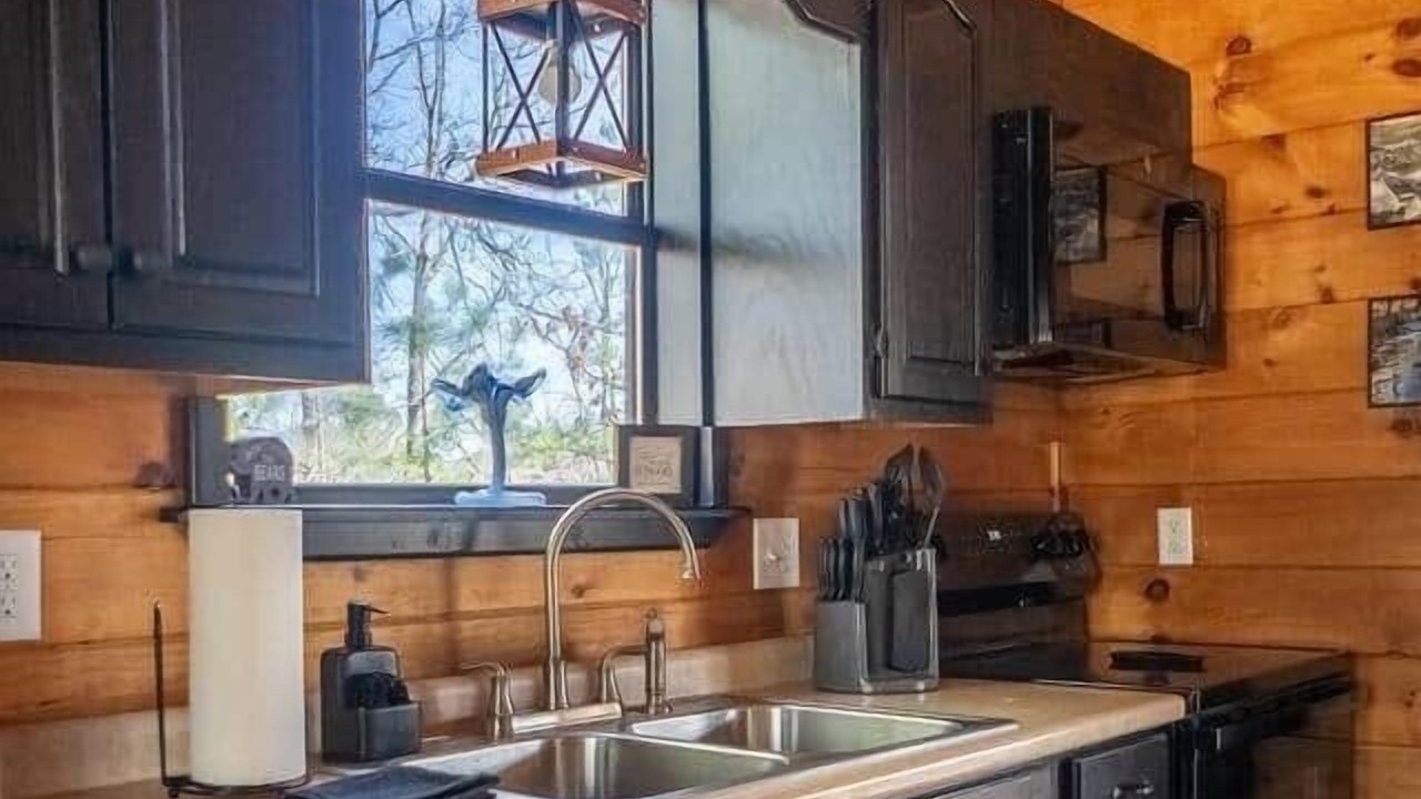 Photo of Kitchen in Board Camp