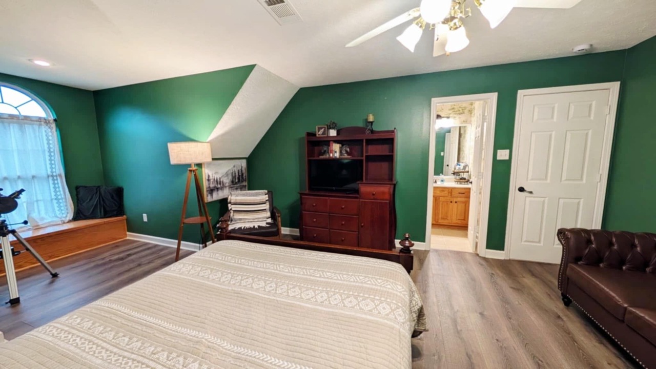 Photo of Bedroom in Greenbrier