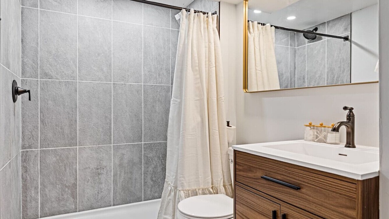 Photo of Bathroom in Weldon Spring Heights