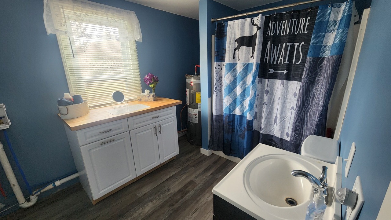 Photo of Bathroom in Shinglehouse