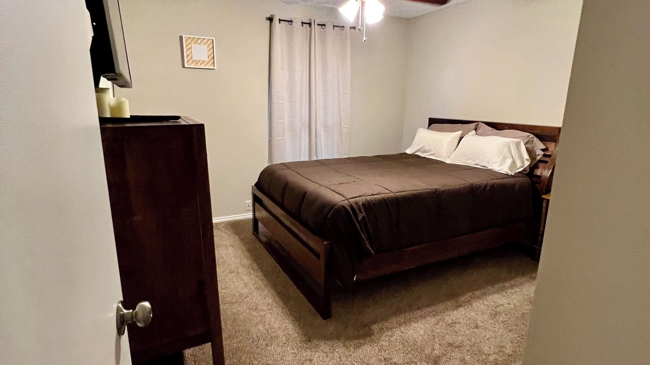Photo of Bedroom in North San Antonio - SAT