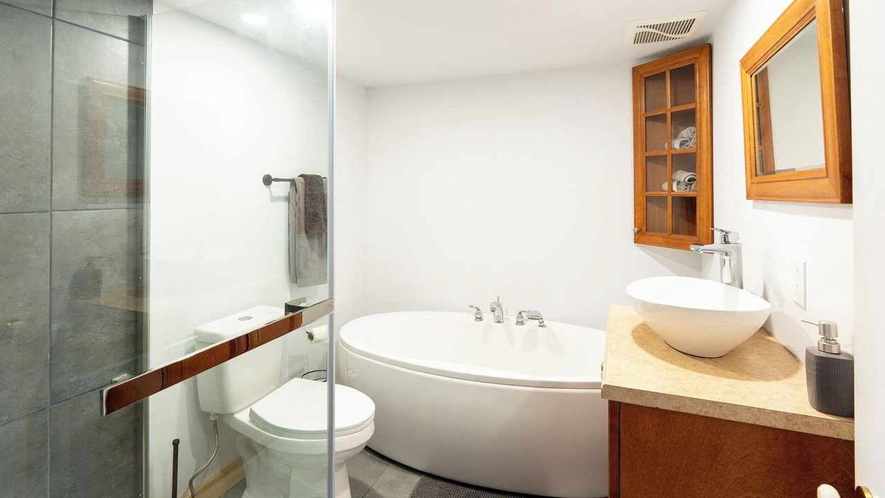Photo of Bathroom in Tourville