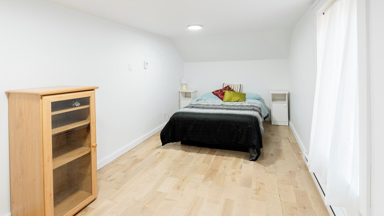 Photo of Bedroom in Tourville