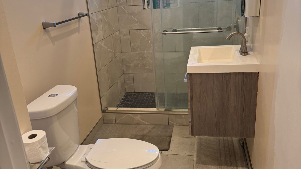 Photo of Bathroom in East Palo Alto