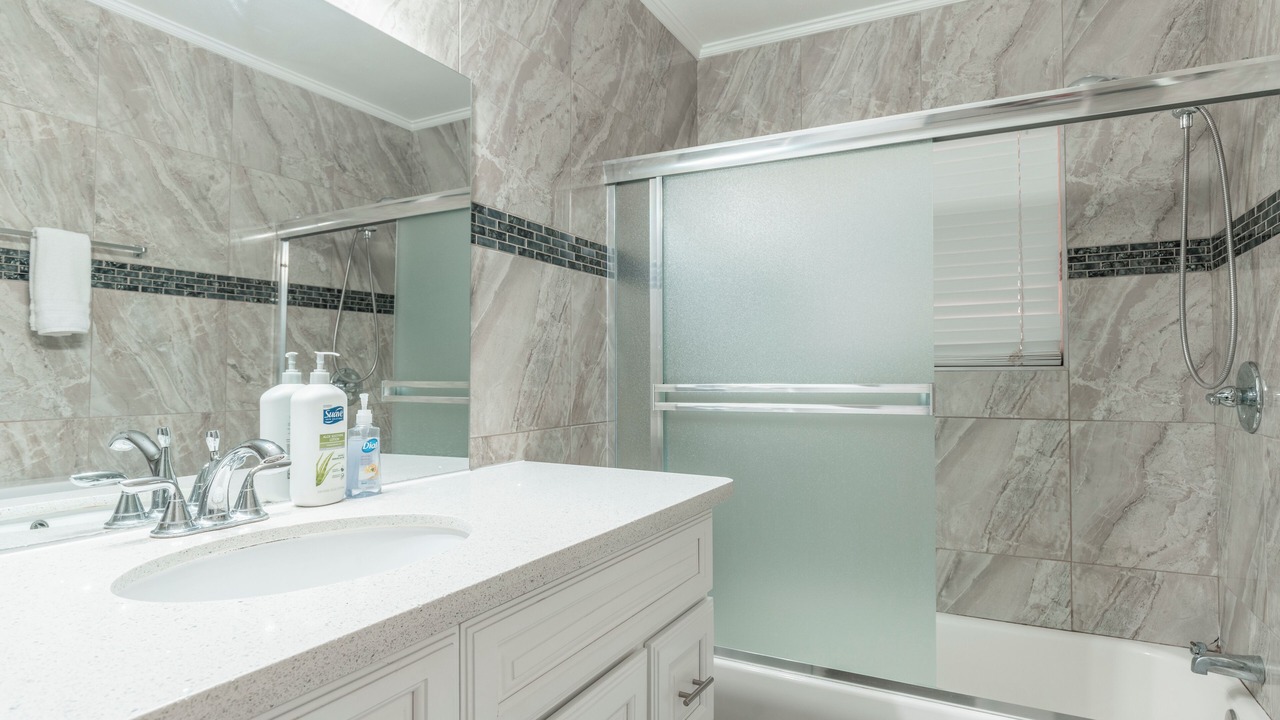 Photo of Bathroom in Alhambra