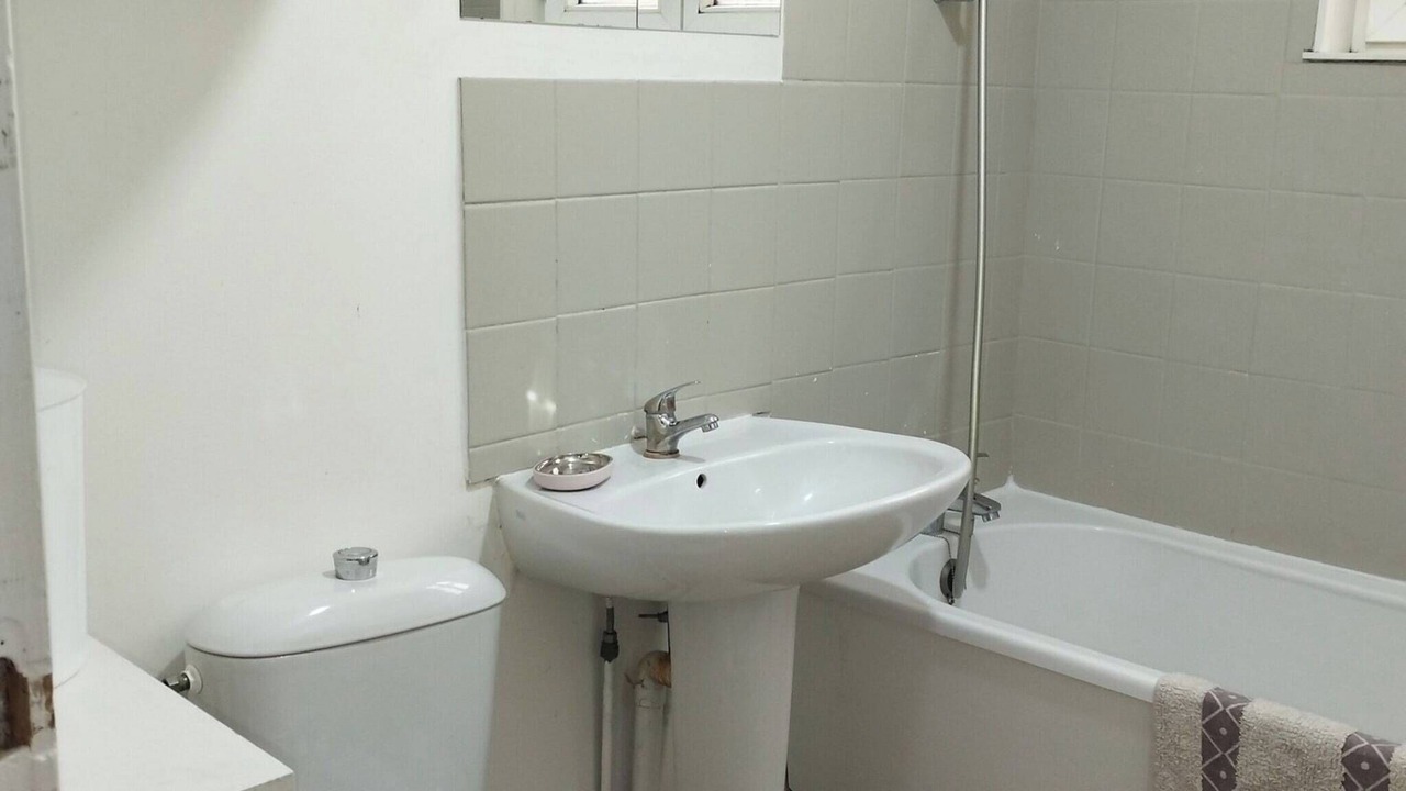 Photo of Bathroom in Dieppe