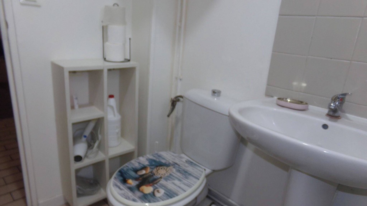 Photo of Bathroom in Dieppe