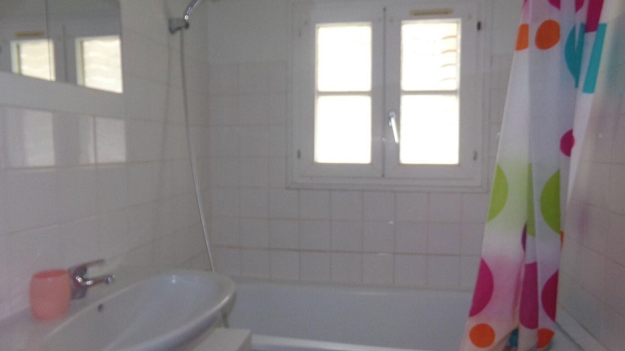 Photo of Bathroom in Dieppe
