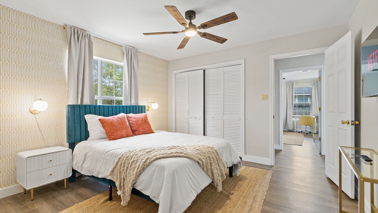 Photo of Bedroom in Braeswood Place