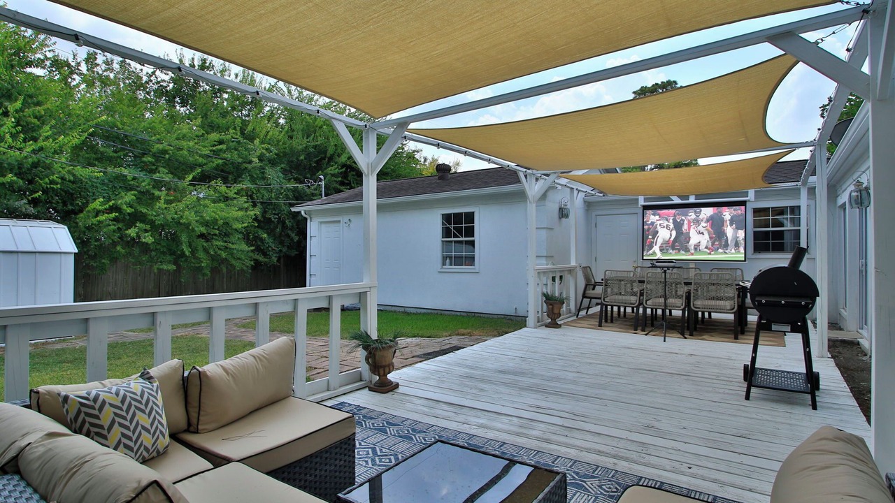 Photo of Outdoor in Braeswood Place