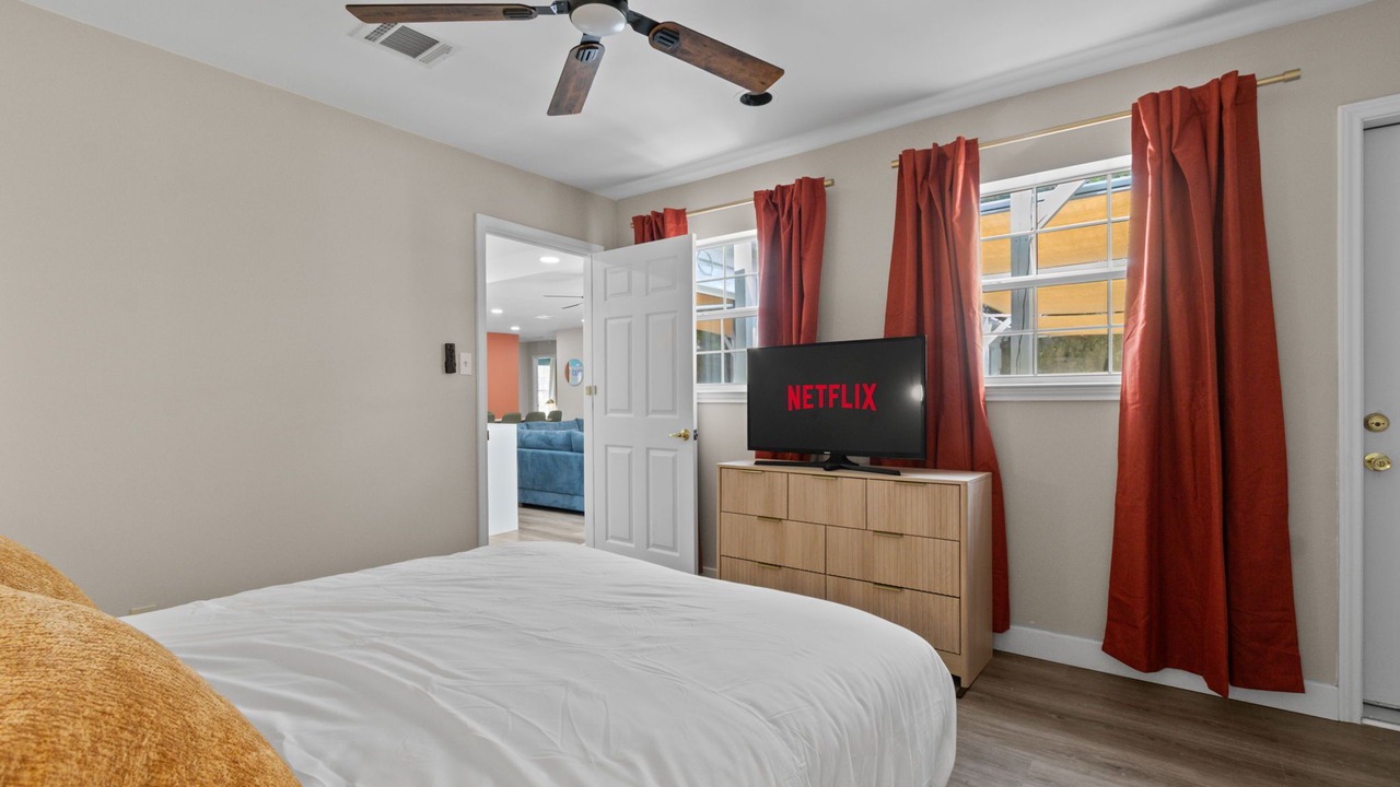 Photo of Bedroom in Braeswood Place
