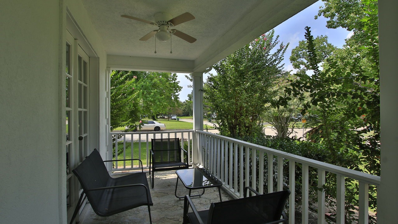 Photo of Patio Balcony in Braeswood Place