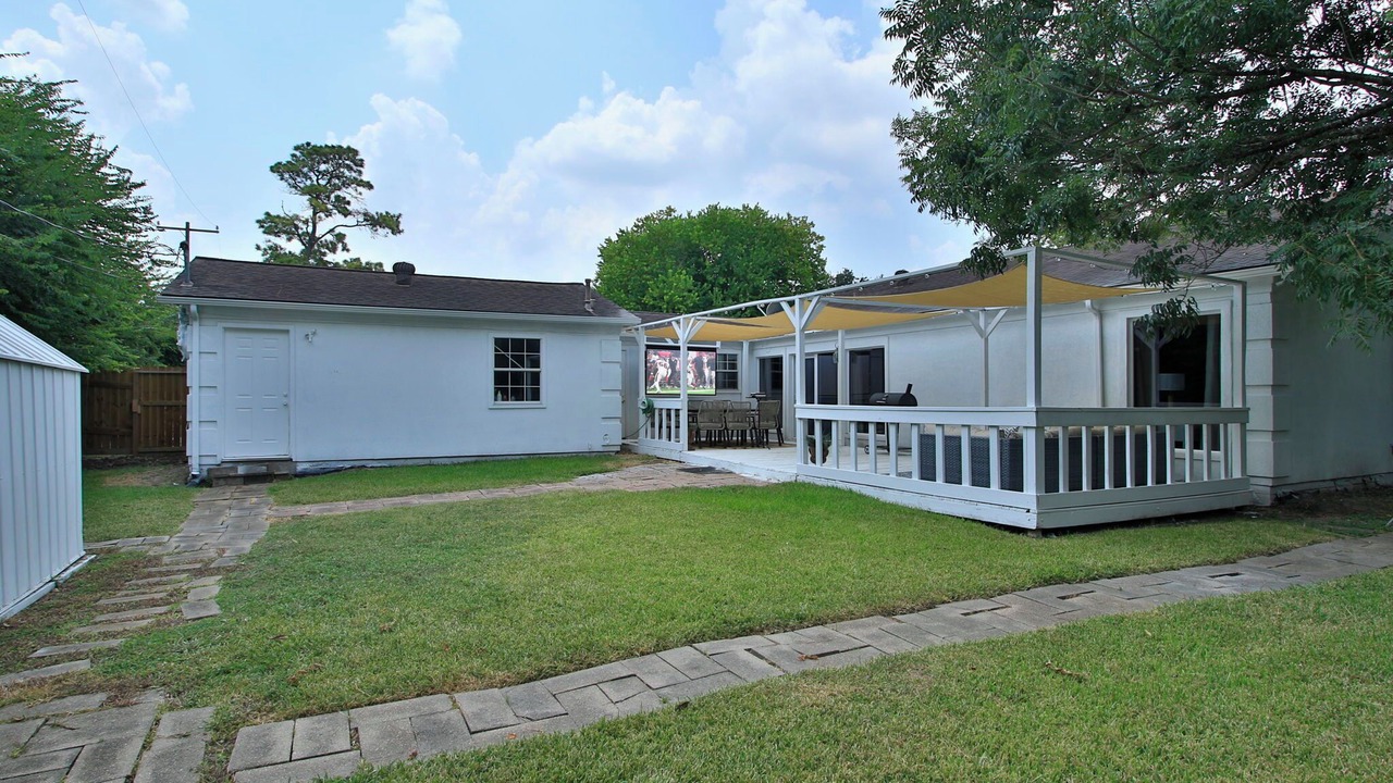 Photo of Patio Balcony in Braeswood Place