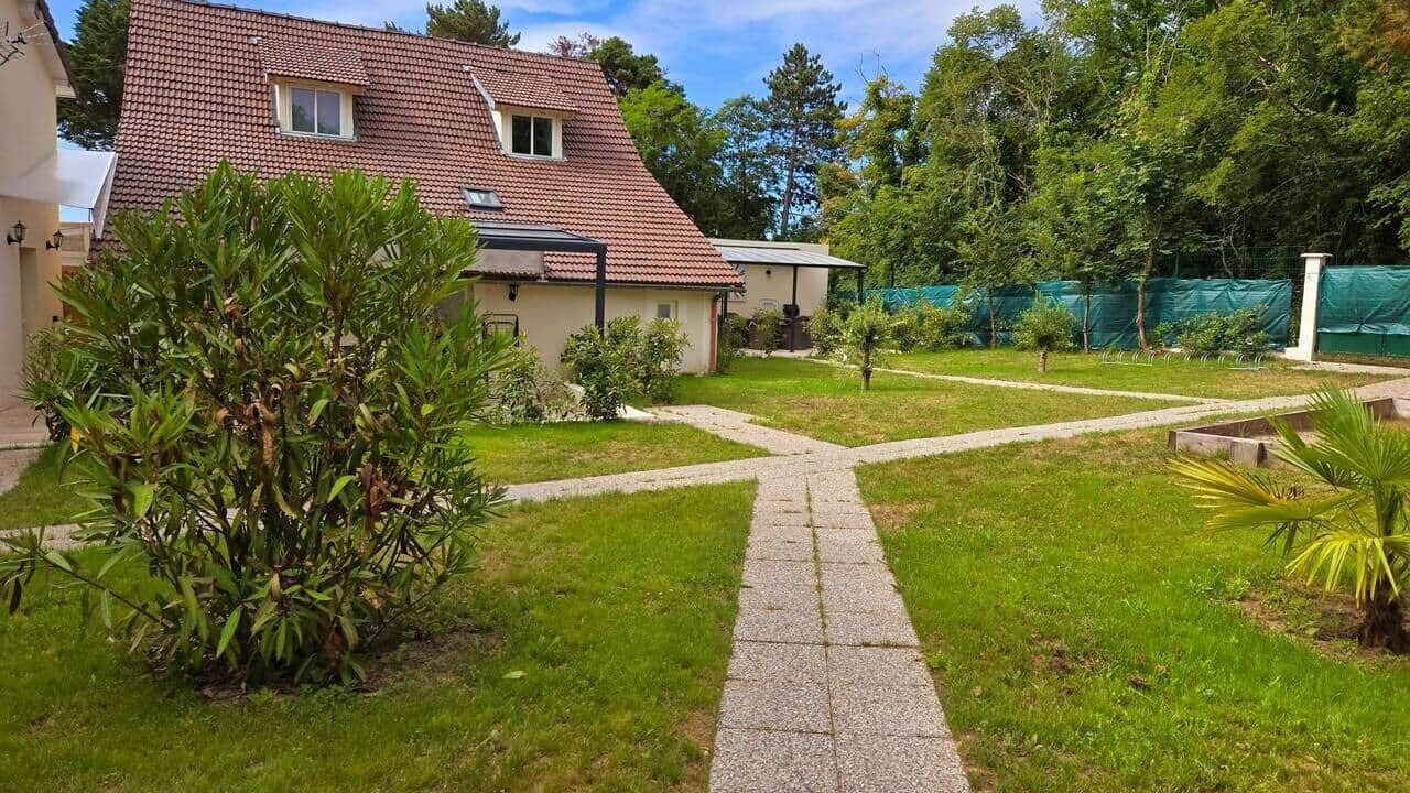 Photo of Outdoor in Le Home