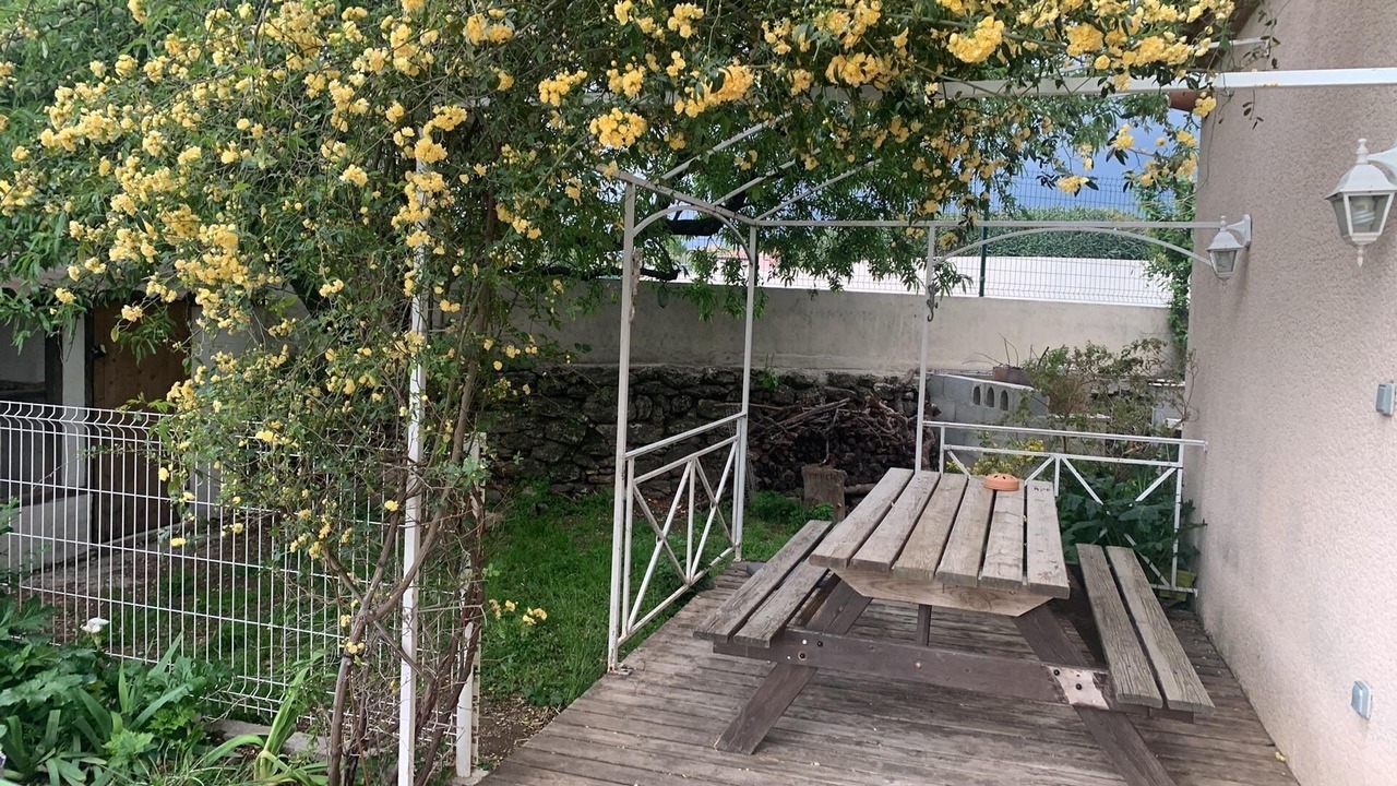 Photo of Outdoor in Caux