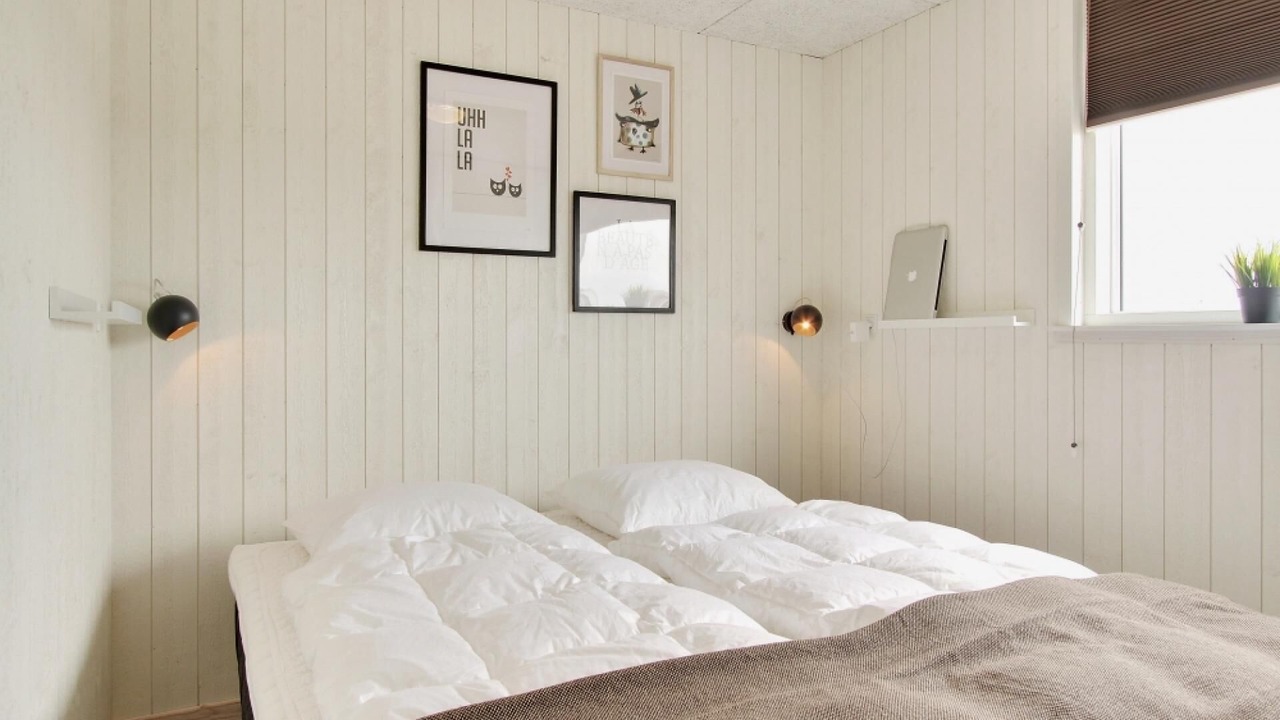 Photo of Others in Houvig Strand