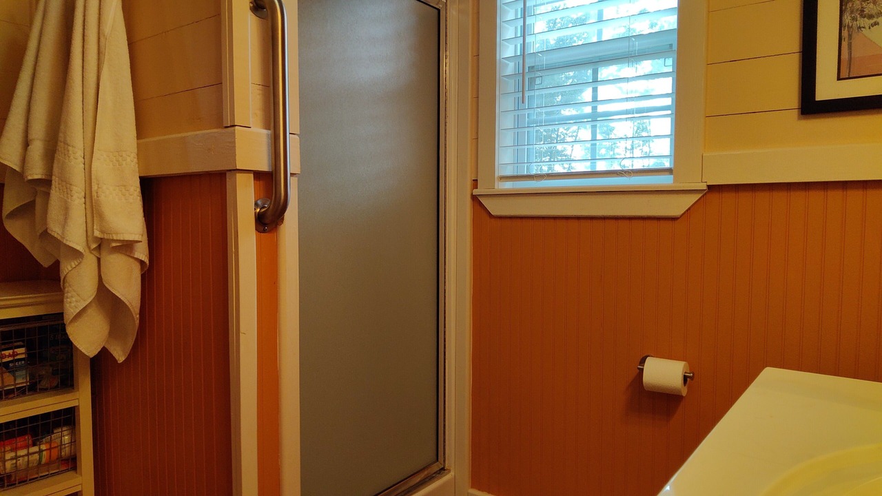 Photo of Bathroom in Calion