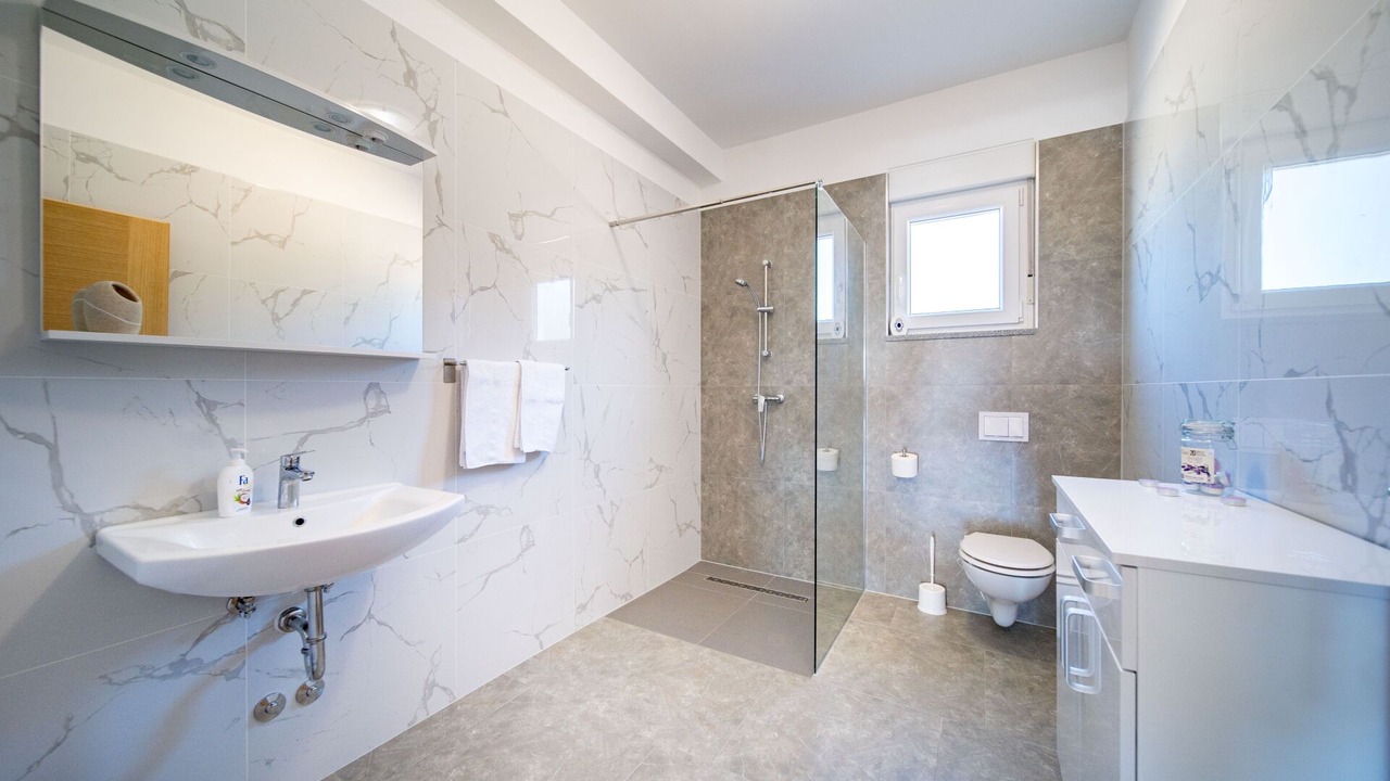 Photo of Bathroom in Suha Punta
