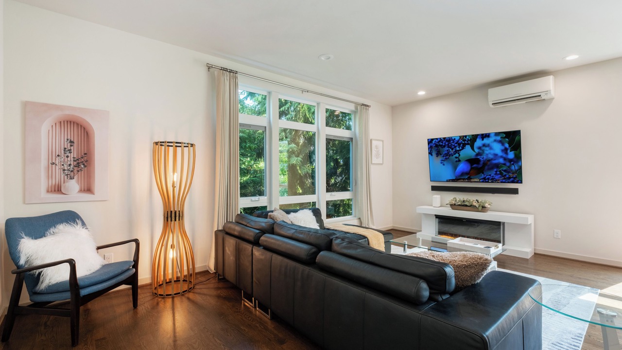 Photo of Livingroom in Fremont