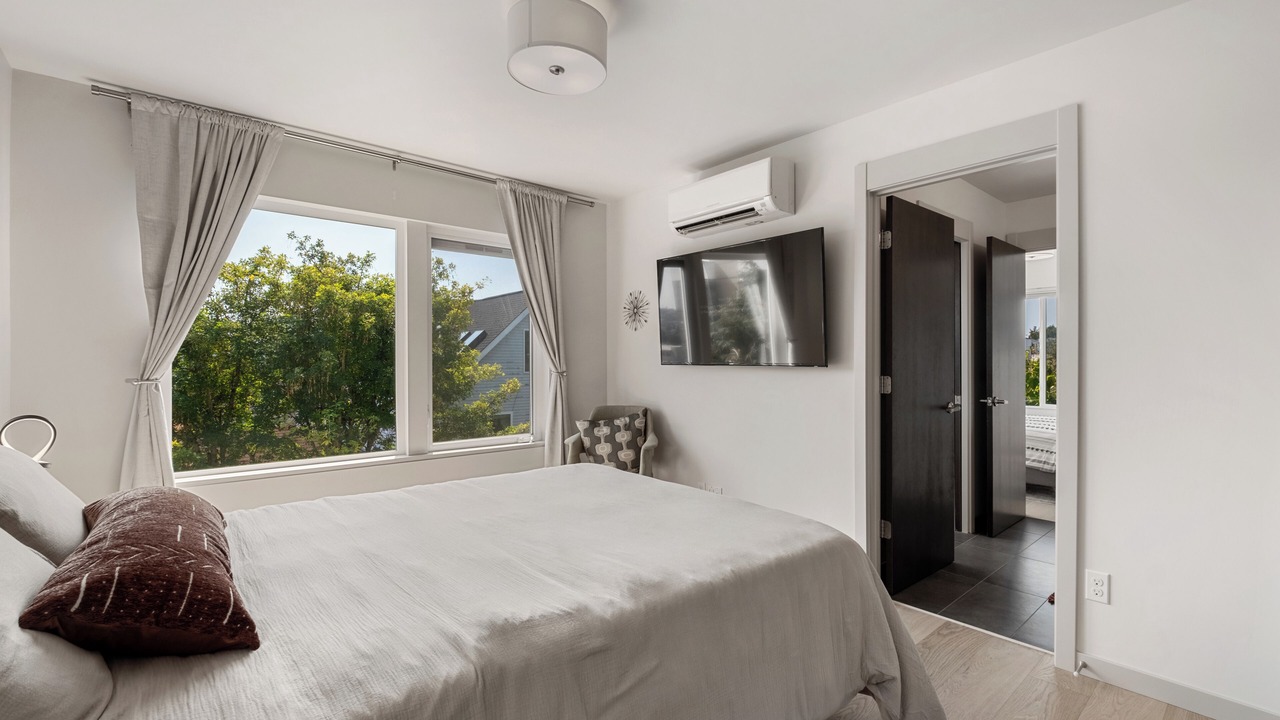 Photo of Bedroom in Fremont