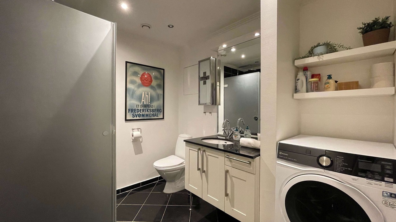 Photo of Bathroom in Copenhagen City Centre