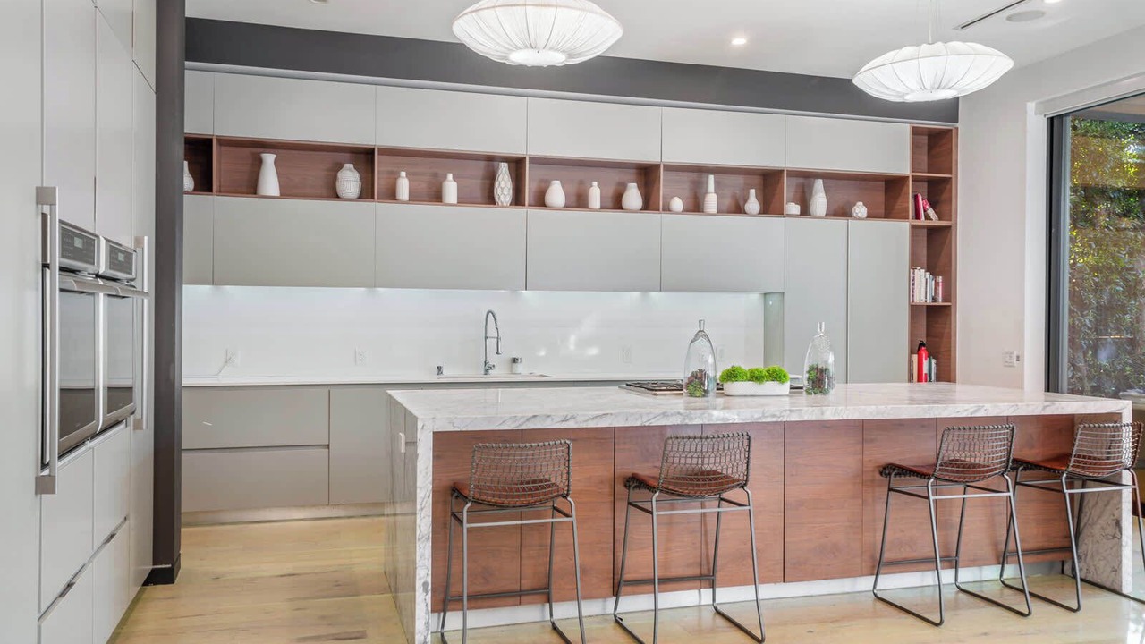 Photo of Kitchen in Greater Wilshire - Hancock Park