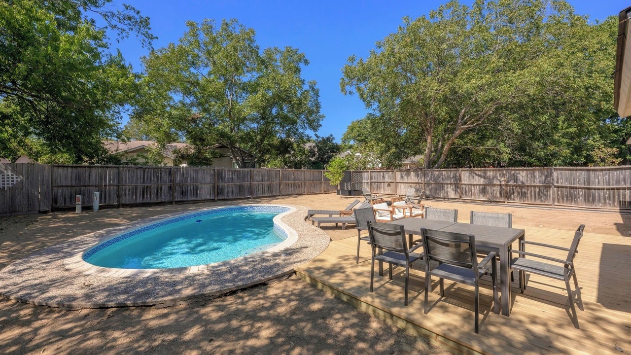 Photo of Outdoor in Sweetbriar