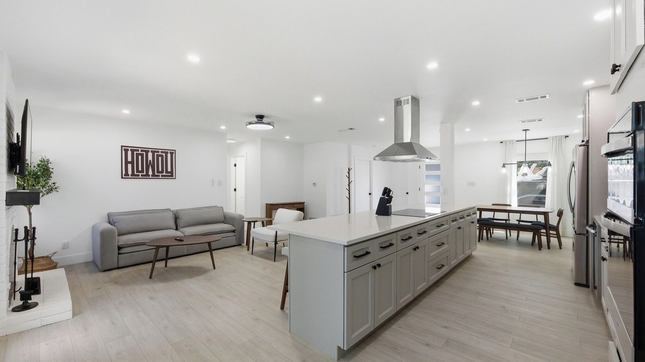 Photo of Livingroom in Sweetbriar
