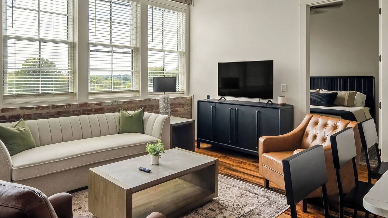 Photo of Livingroom in McMinnville