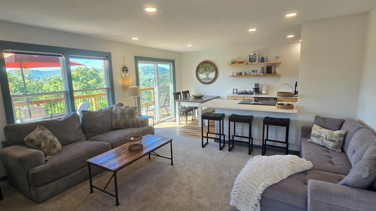 Photo of Livingroom in Holiday Island