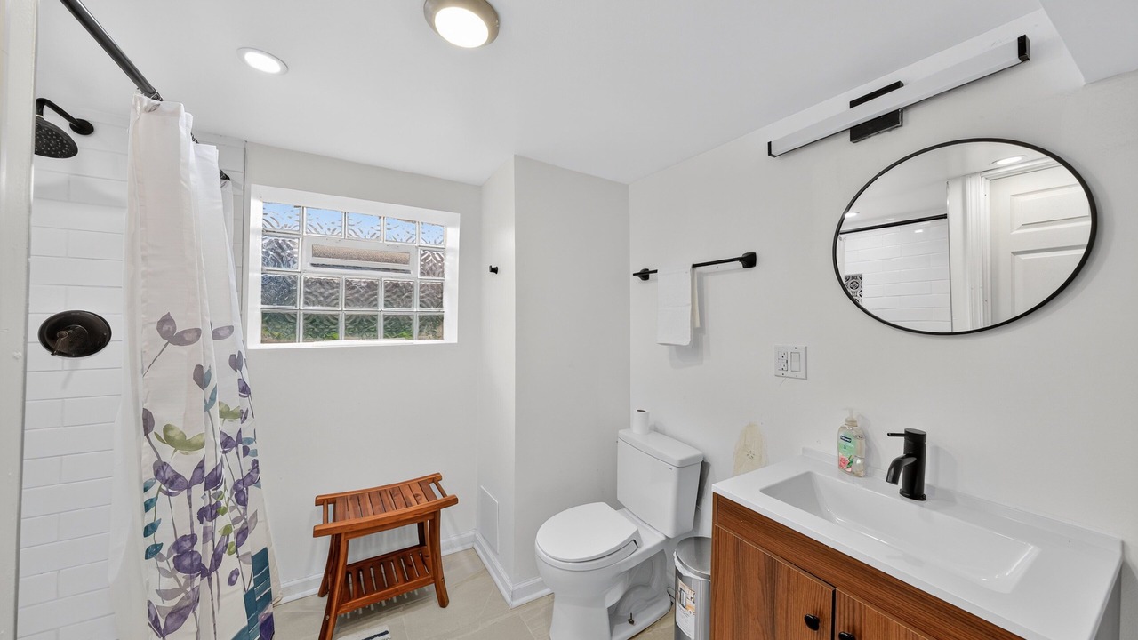 Photo of Bathroom in Greater Grand Crossing