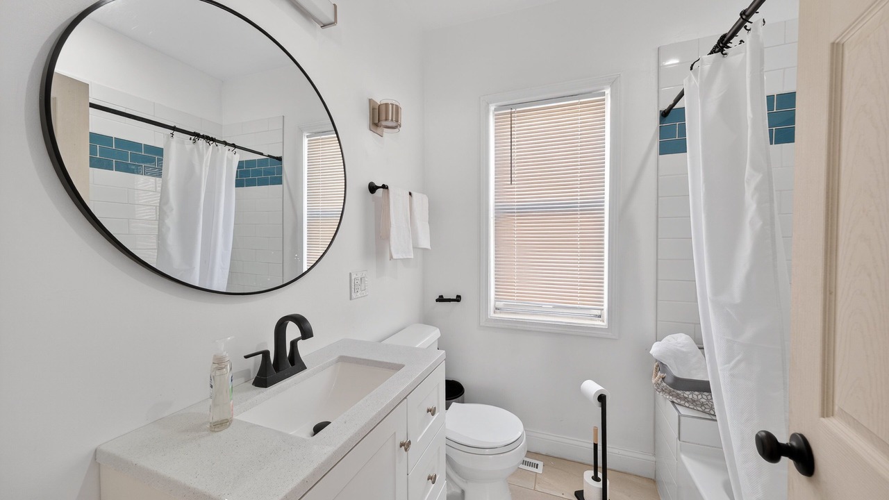 Photo of Bathroom in Greater Grand Crossing