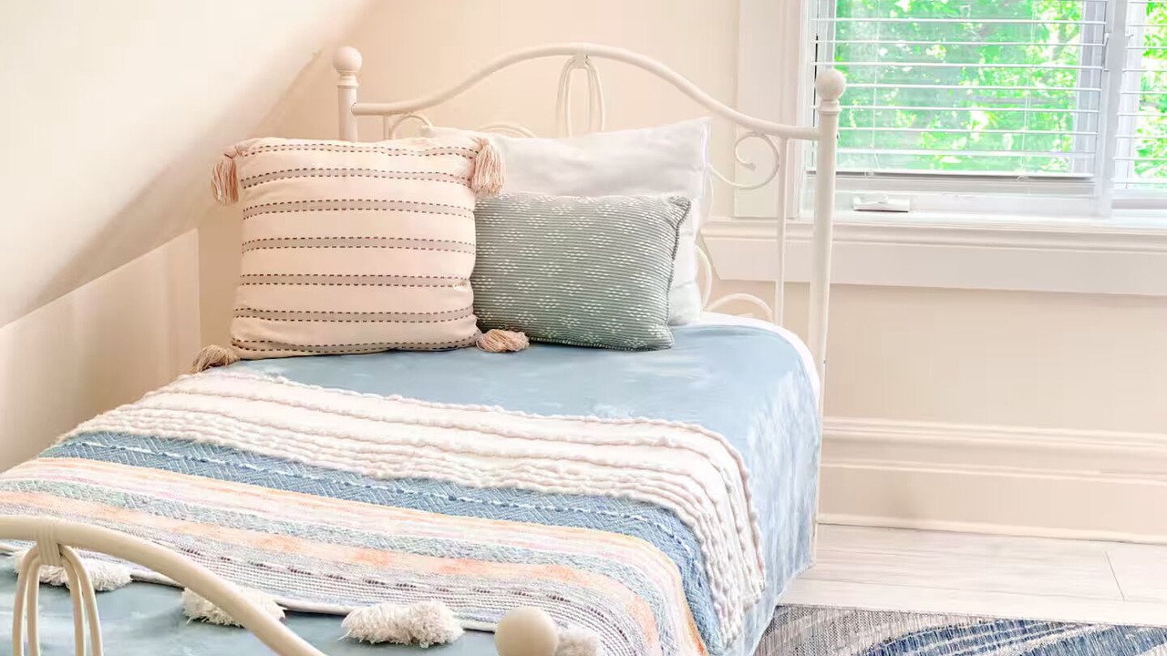 Photo of Bedroom in Hudson