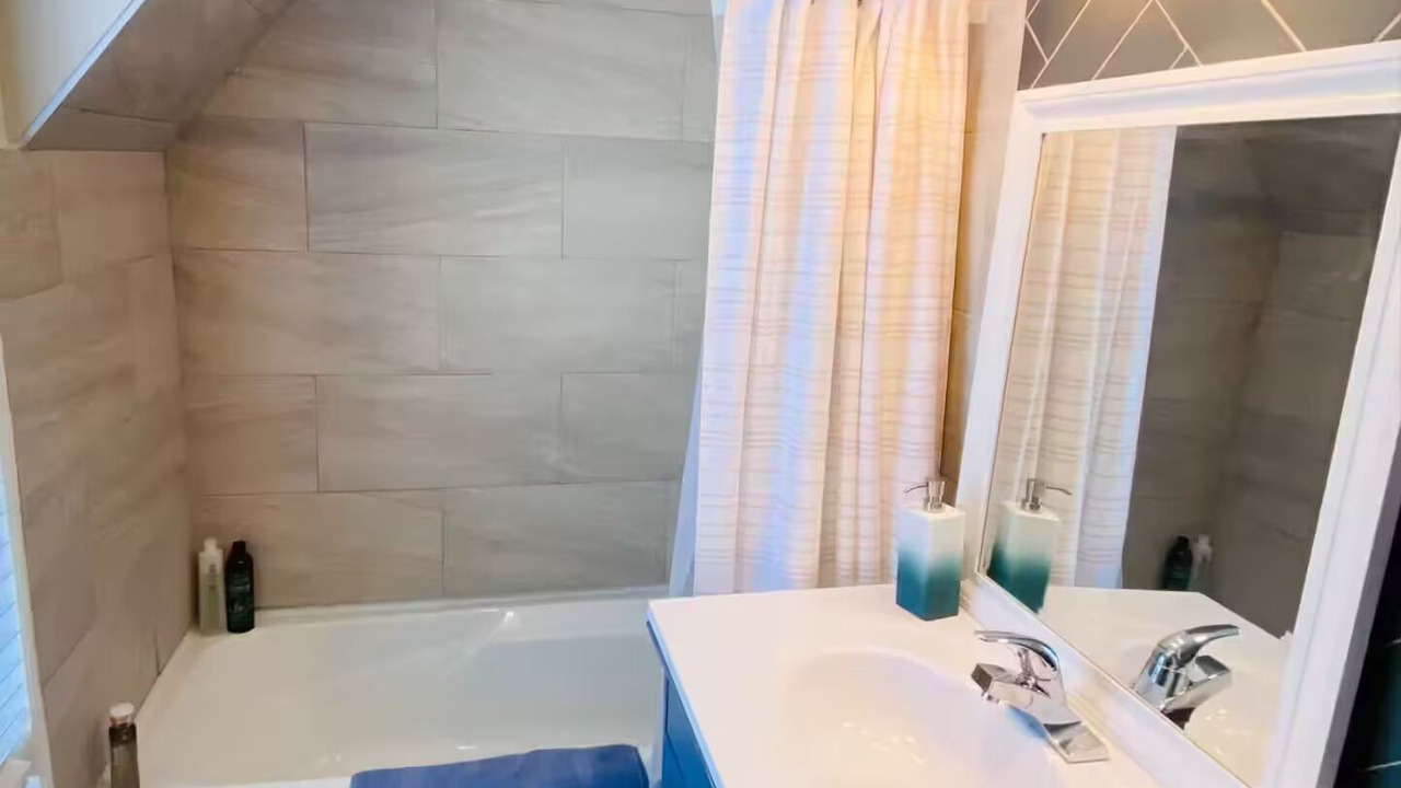 Photo of Bathroom in Hudson